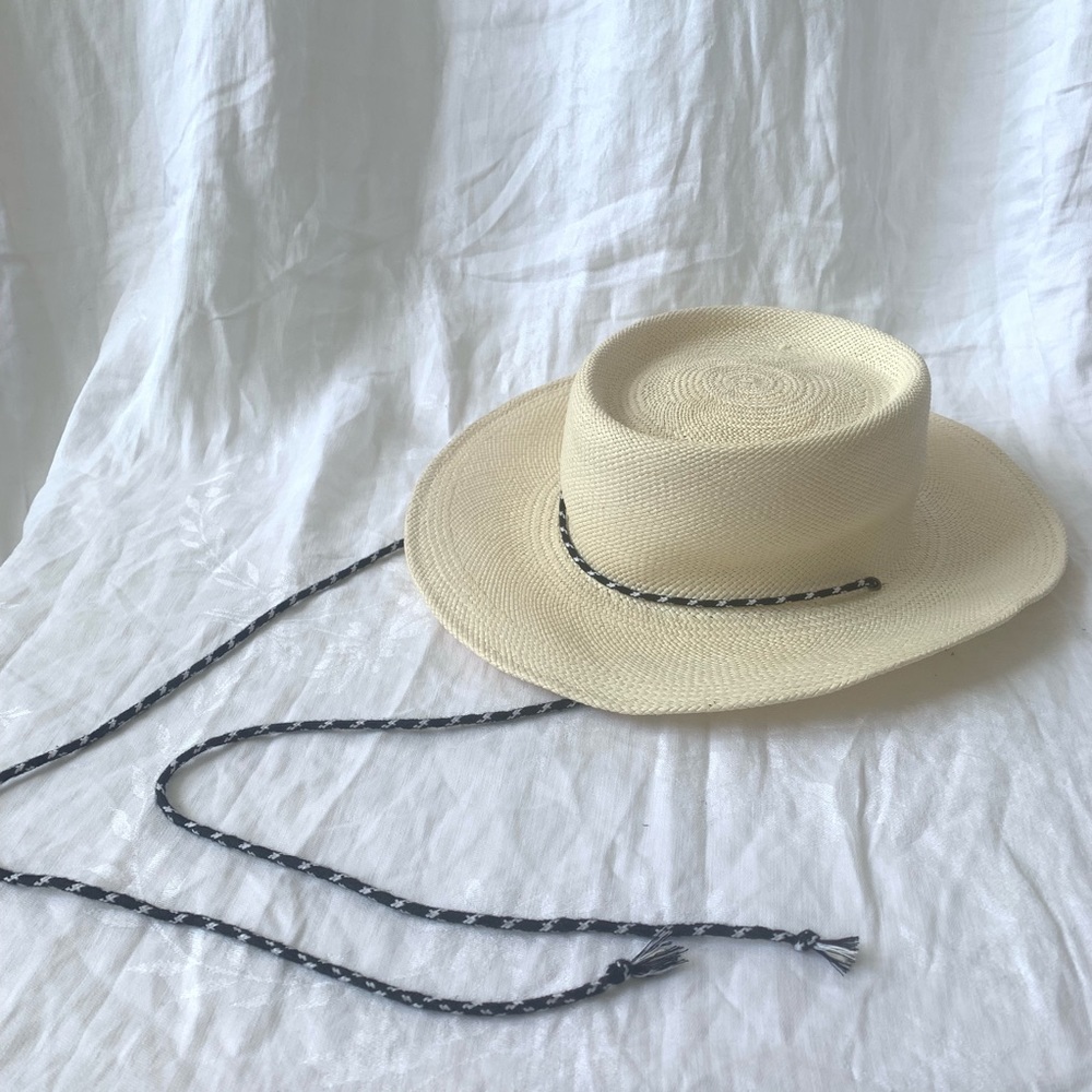 CLYDE Telescope Hat in Off White